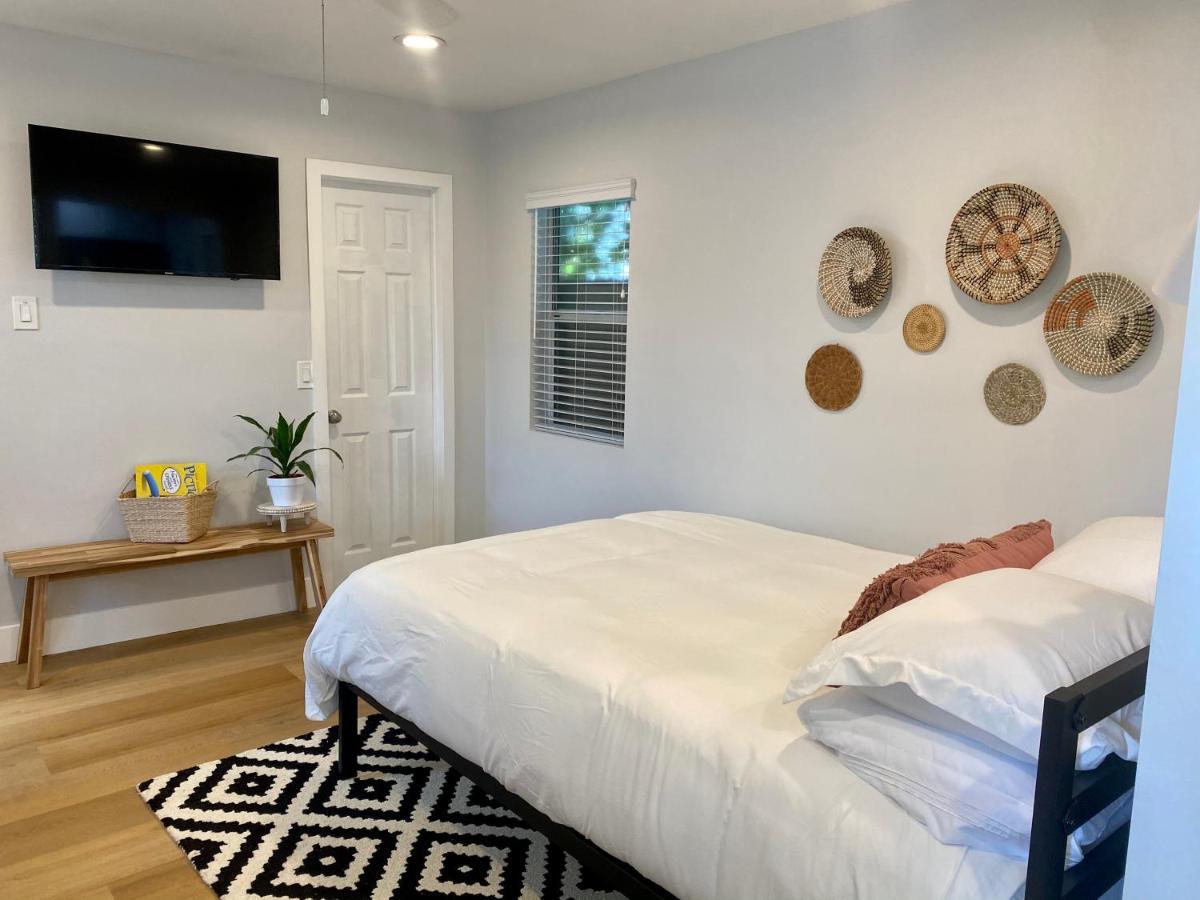 Steps To The Beach, Pacific City And Main Street - Studio Huntington Beach Exterior foto